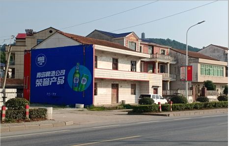兰坪写真布和喷绘布的区别?